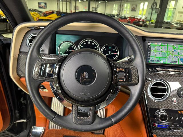 2020 Rolls-Royce Cullinan Black Badge 4-seat configuration, rear fridge, Bespoke audio & MORE!! Fort Lauderdale FL