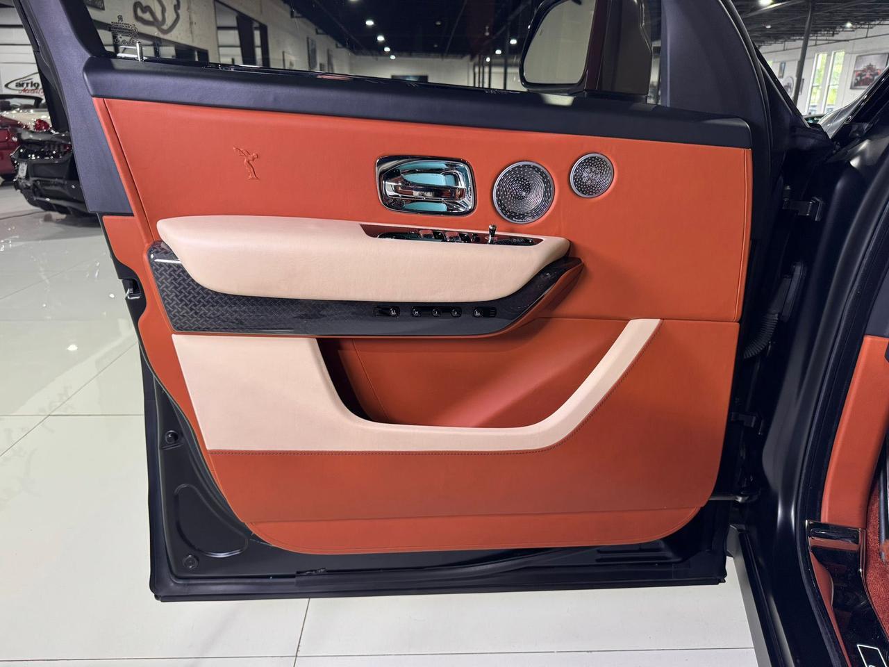 2020 Rolls-Royce Cullinan Black Badge 4-seat configuration, rear fridge, Bespoke audio & MORE!! Fort Lauderdale FL