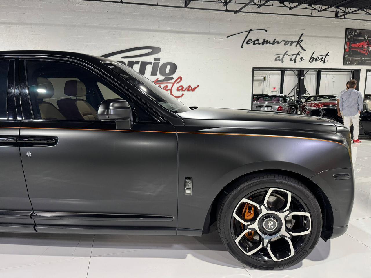 2020 Rolls-Royce Cullinan Black Badge 4-seat configuration, rear fridge, Bespoke audio & MORE!! Fort Lauderdale FL