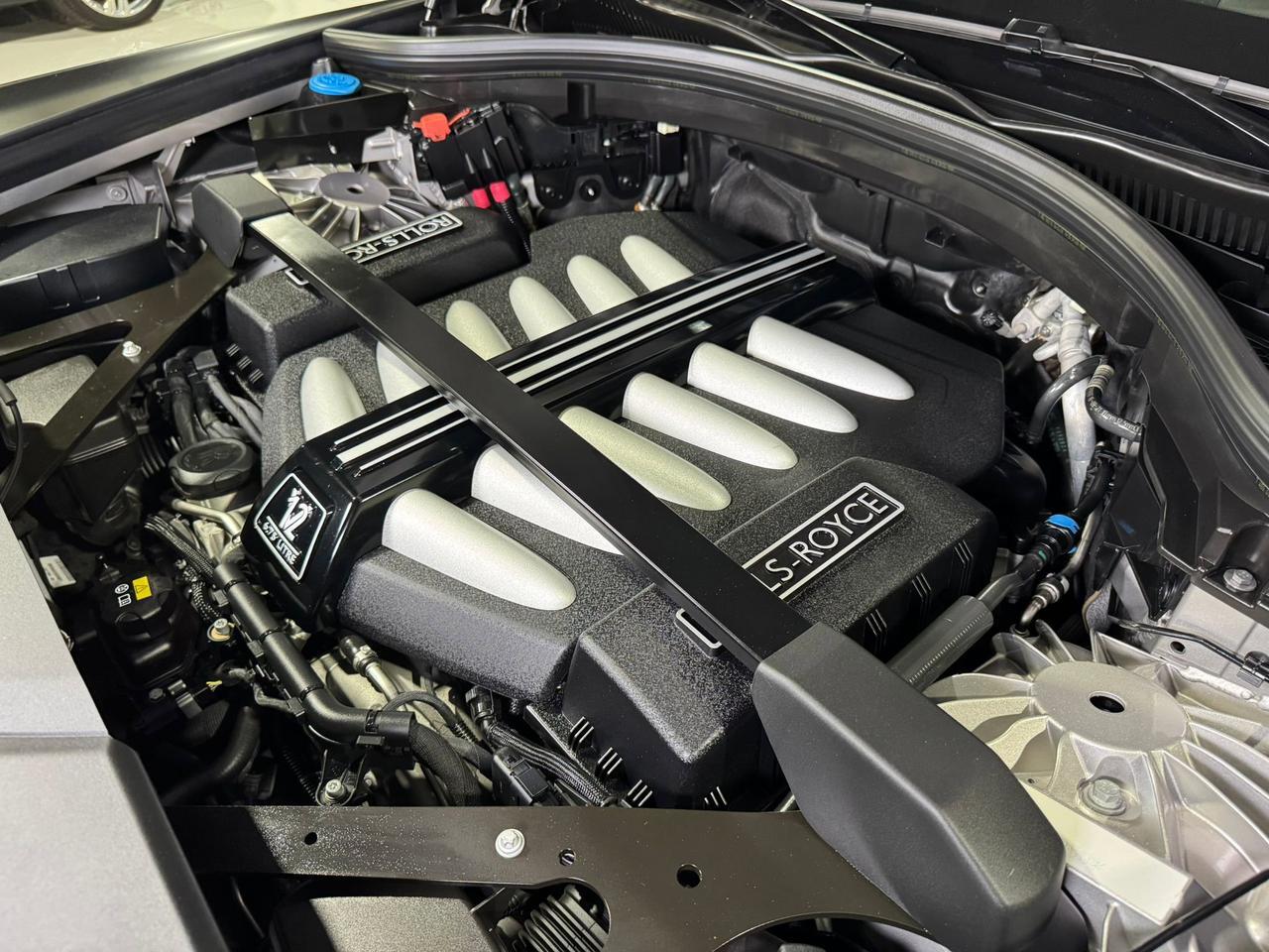 2020 Rolls-Royce Cullinan Black Badge 4-seat configuration, rear fridge, Bespoke audio & MORE!! Fort Lauderdale FL