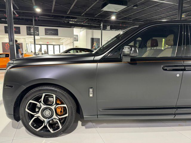 2020 Rolls-Royce Cullinan Black Badge 4-seat configuration, rear fridge, Bespoke audio & MORE!! Fort Lauderdale FL