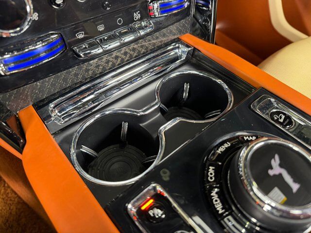 2020 Rolls-Royce Cullinan Black Badge 4-seat configuration, rear fridge, Bespoke audio & MORE!! Fort Lauderdale FL