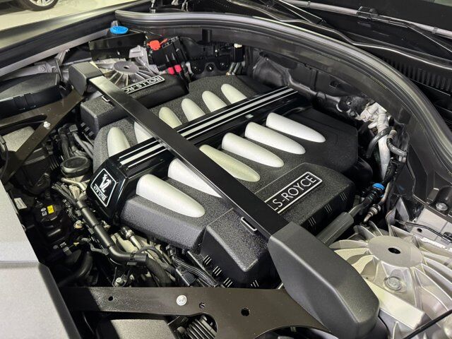 2020 Rolls-Royce Cullinan Black Badge 4-seat configuration, rear fridge, Bespoke audio & MORE!! Fort Lauderdale FL