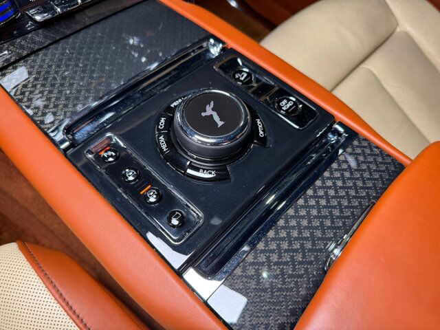 2020 Rolls-Royce Cullinan Black Badge 4-seat configuration, rear fridge, Bespoke audio & MORE!! Fort Lauderdale FL