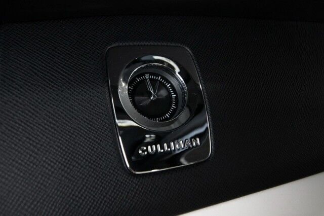 2020 Rolls-Royce Cullinan *WHITE ON WHITE* *STARLIGHT HEADLINER* San Diego CA