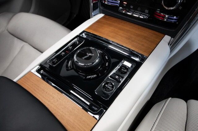 2020 Rolls-Royce Cullinan *WHITE ON WHITE* *STARLIGHT HEADLINER* San Diego CA