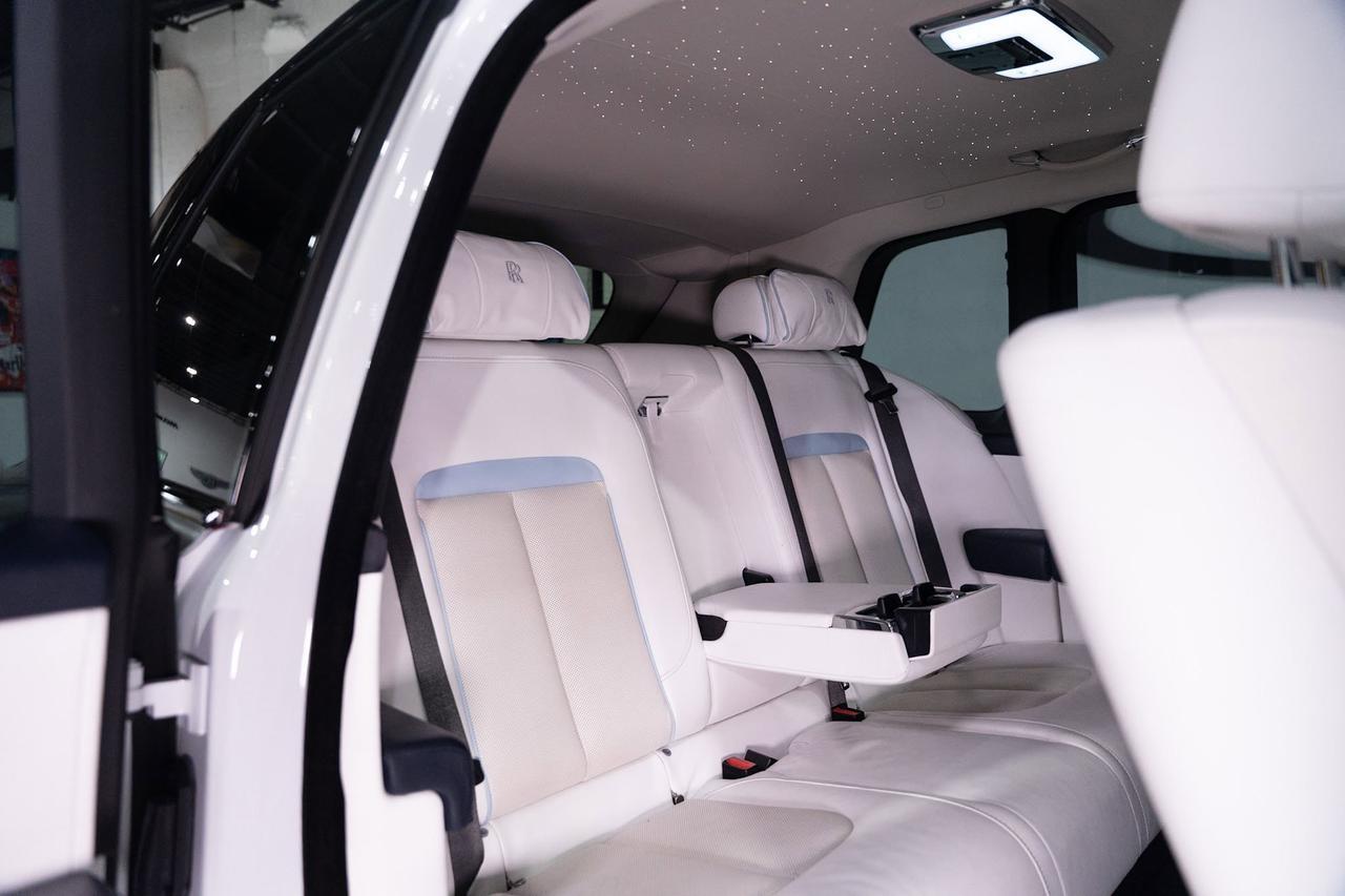 2020 Rolls-Royce Cullinan bespoke interior, shooting star headliner, bookmatched wood trim AND MUCH MORE!!! Fort Lauderdale FL