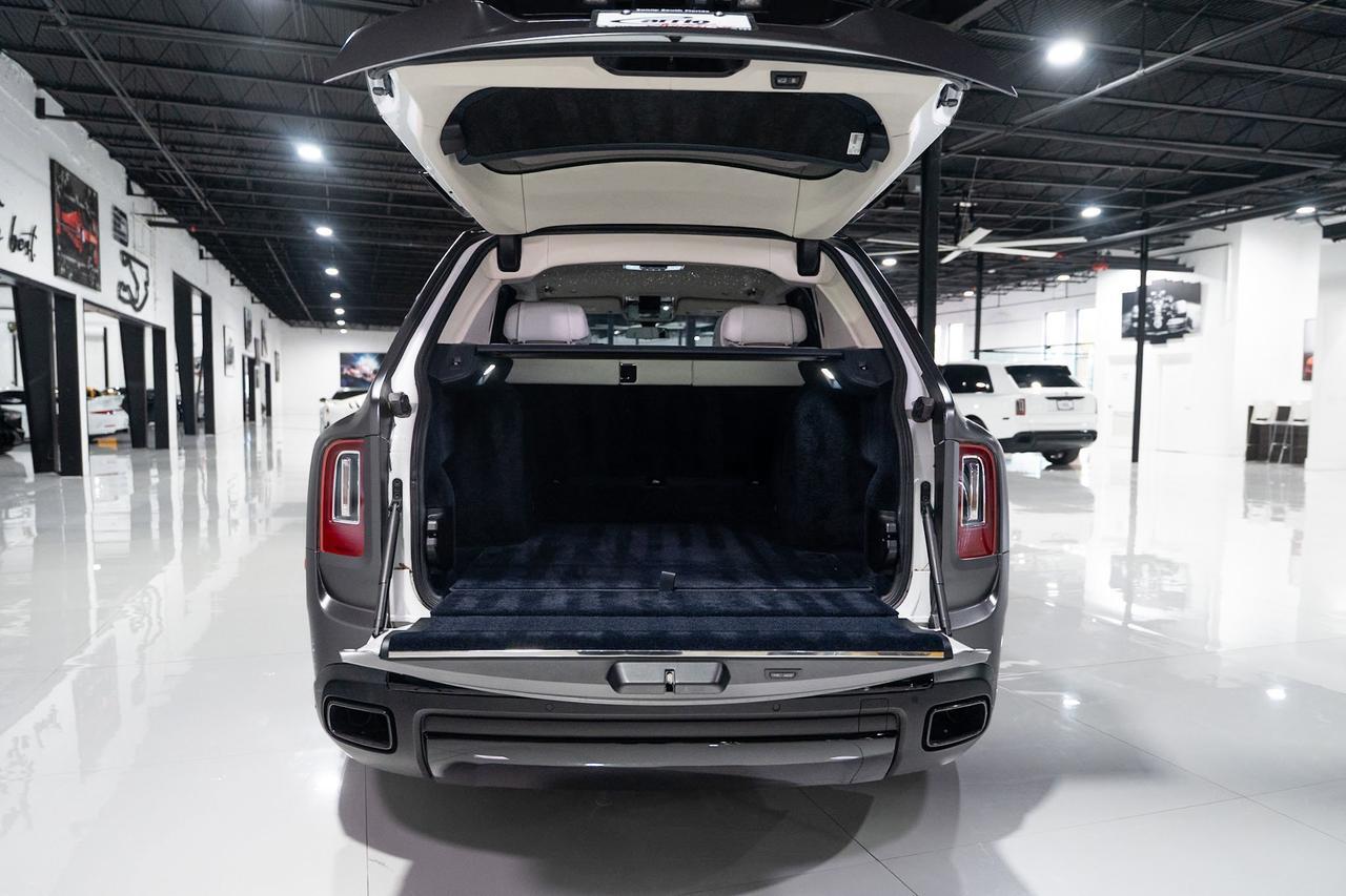 2020 Rolls-Royce Cullinan bespoke interior, shooting star headliner, bookmatched wood trim AND MUCH MORE!!! Fort Lauderdale FL