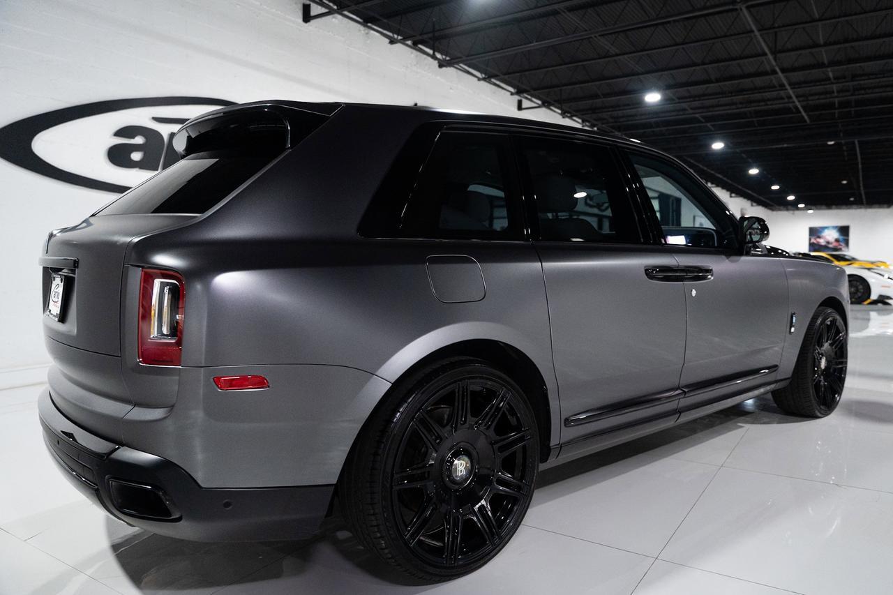 2020 Rolls-Royce Cullinan bespoke interior, shooting star headliner, bookmatched wood trim AND MUCH MORE!!! Fort Lauderdale FL