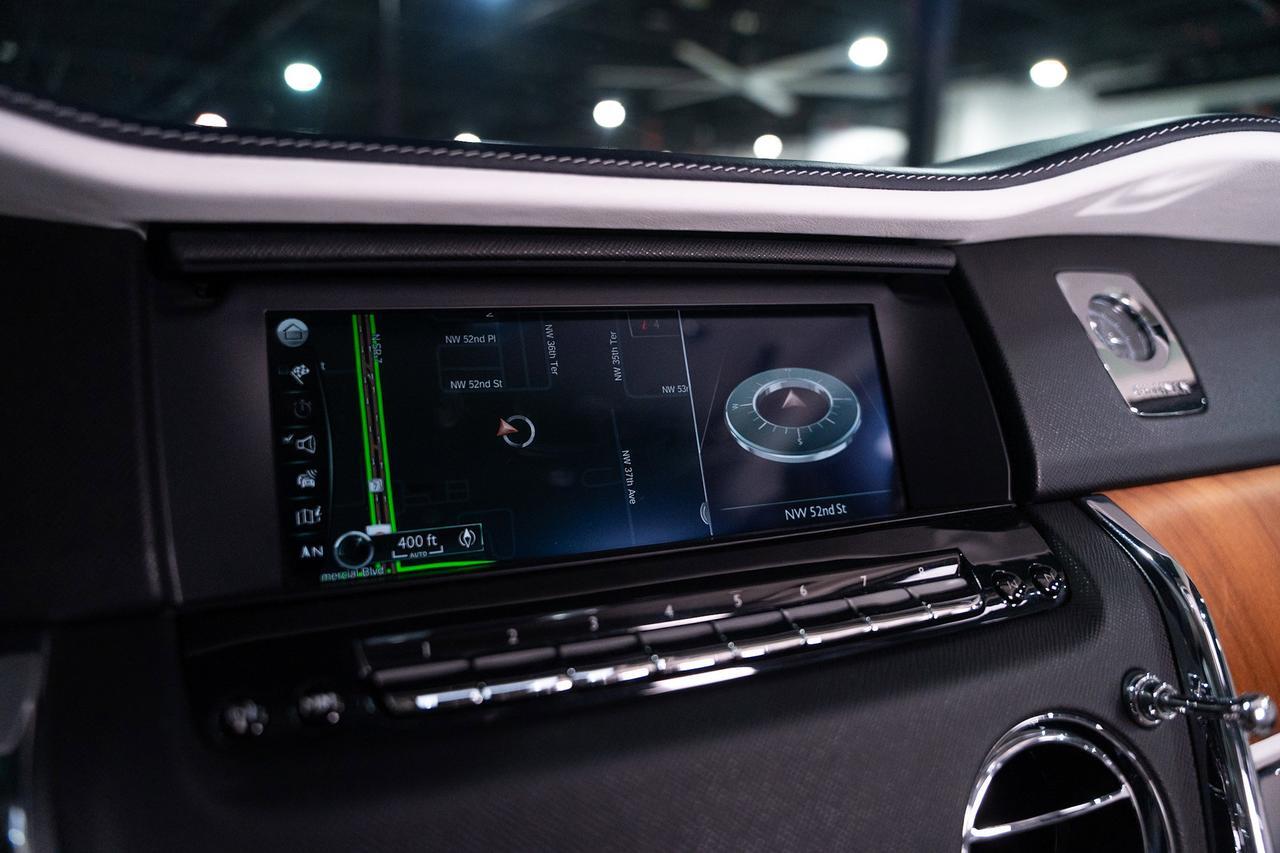 2020 Rolls-Royce Cullinan bespoke interior, shooting star headliner, bookmatched wood trim AND MUCH MORE!!! Fort Lauderdale FL