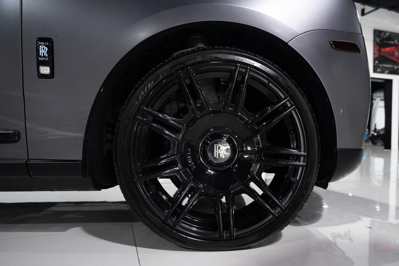 2020 Rolls-Royce Cullinan bespoke interior, shooting star headliner, bookmatched wood trim AND MUCH MORE!!! Fort Lauderdale FL