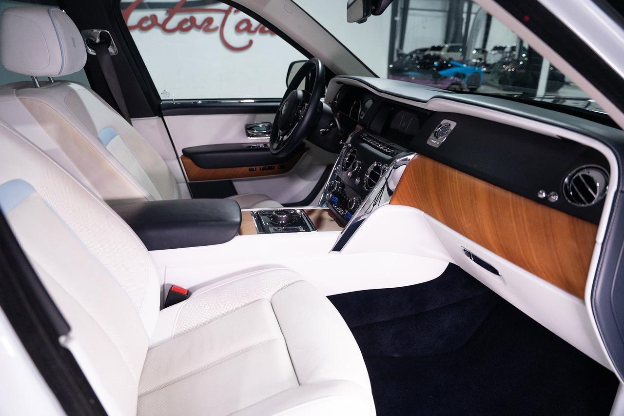 2020 Rolls-Royce Cullinan bespoke interior, shooting star headliner, bookmatched wood trim AND MUCH MORE!!! Fort Lauderdale FL