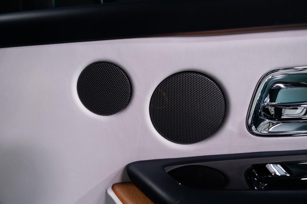 2020 Rolls-Royce Cullinan bespoke interior, shooting star headliner, bookmatched wood trim AND MUCH MORE!!! Fort Lauderdale FL