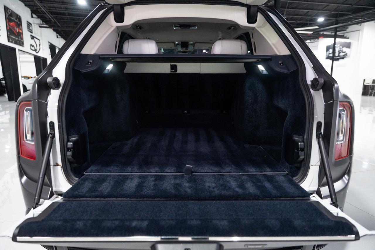 2020 Rolls-Royce Cullinan bespoke interior, shooting star headliner, bookmatched wood trim AND MUCH MORE!!! Fort Lauderdale FL