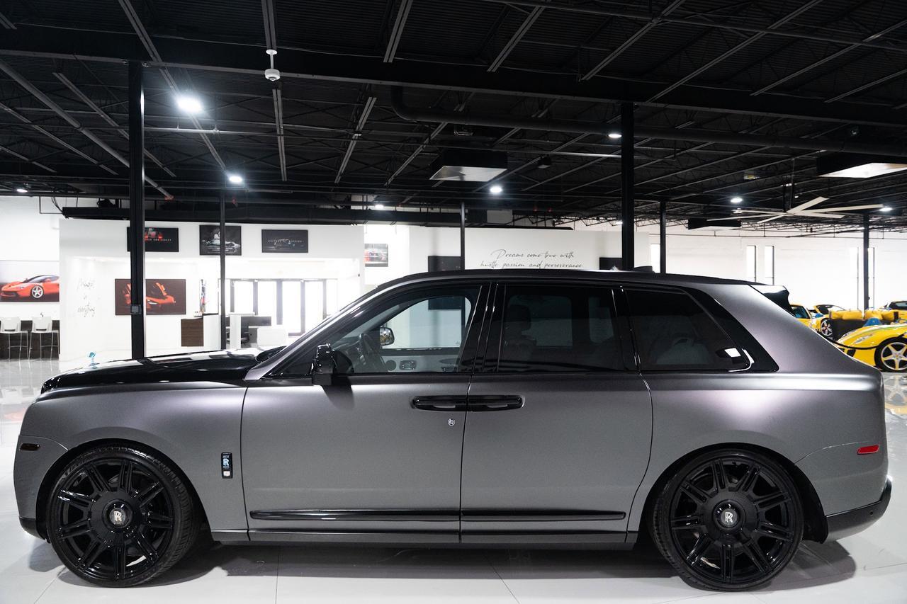 2020 Rolls-Royce Cullinan bespoke interior, shooting star headliner, bookmatched wood trim AND MUCH MORE!!! Fort Lauderdale FL
