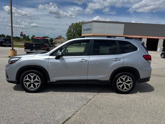 2020 Subaru Forester Premium Random Lake WI