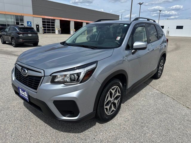 2020 Subaru Forester Premium Random Lake WI