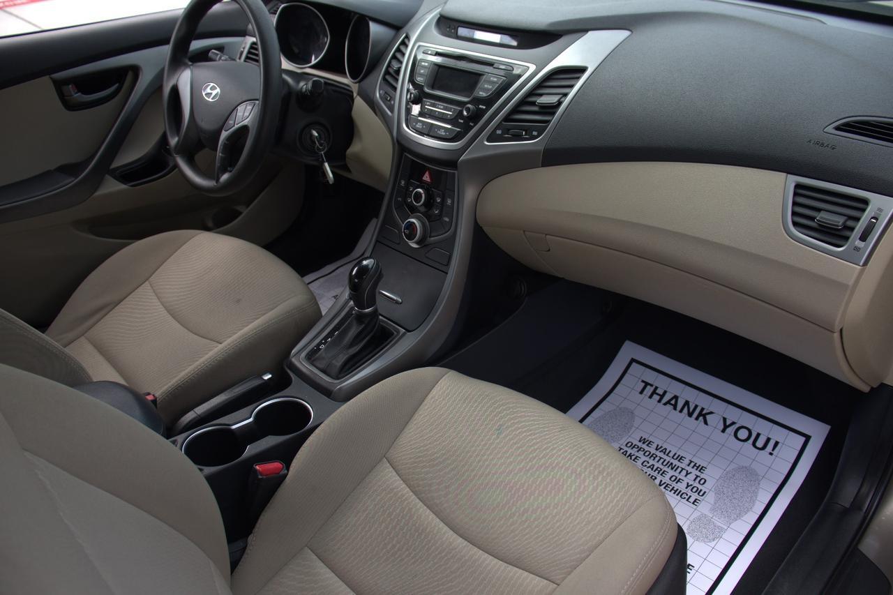 2020 TOYOTA COROLLA LE Houston TX