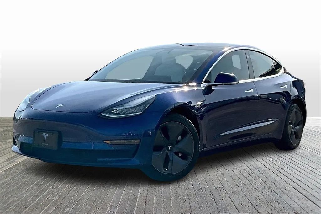 2022 Tesla Model 3 Long Range photo 34
