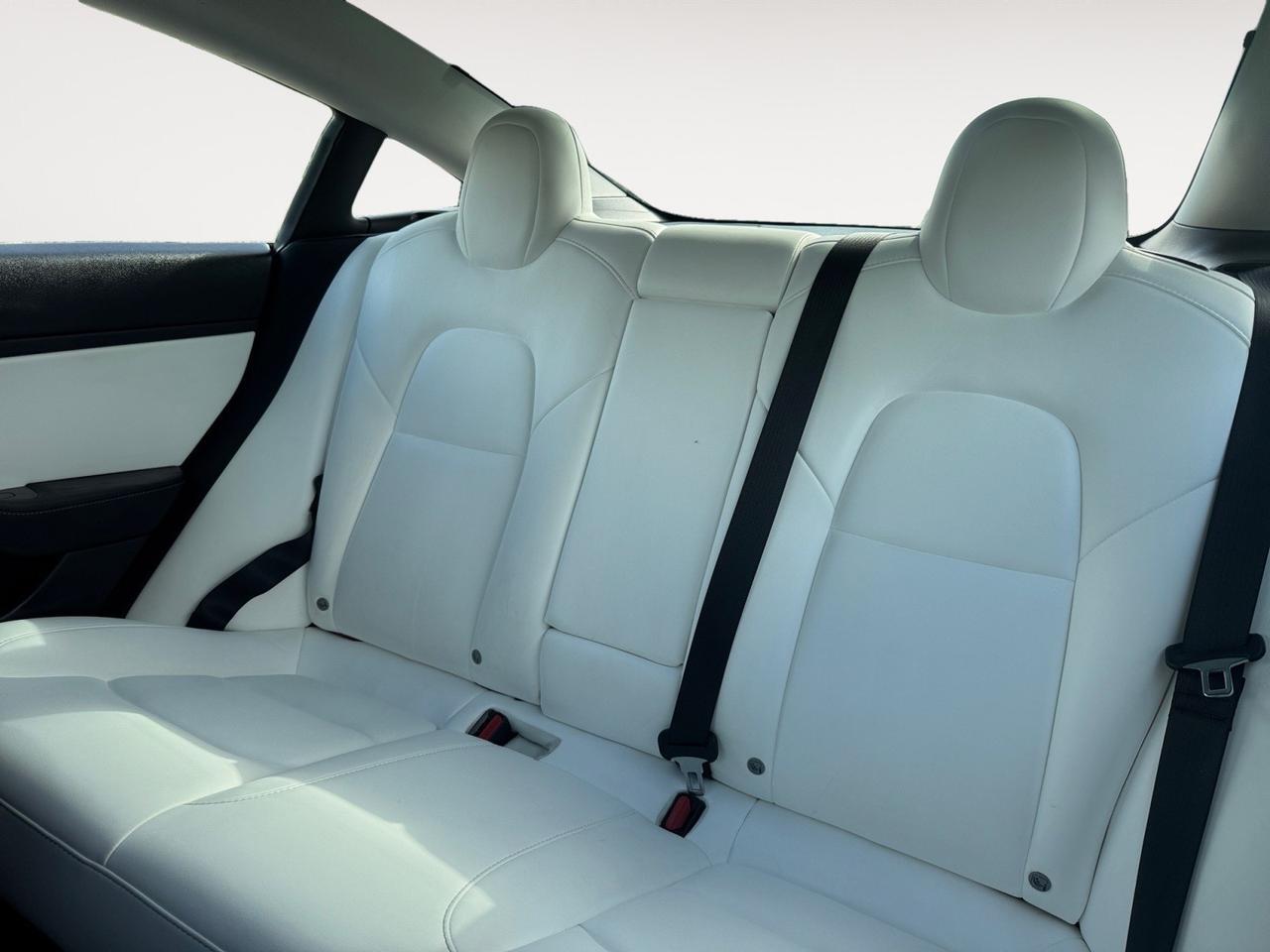 2020 Tesla Model 3 PERFORMANCE, HEATED SEATS, ADJUSTABLE PEDALS, KEYLESS ENTRY, KEYLESS START, SHIFT RACING WHEELS, PANORAMIC SUNROOF, THIS TESLA IS IN GREAT CONDITION, COME SEE IT TODAY!!! Norfolk VA