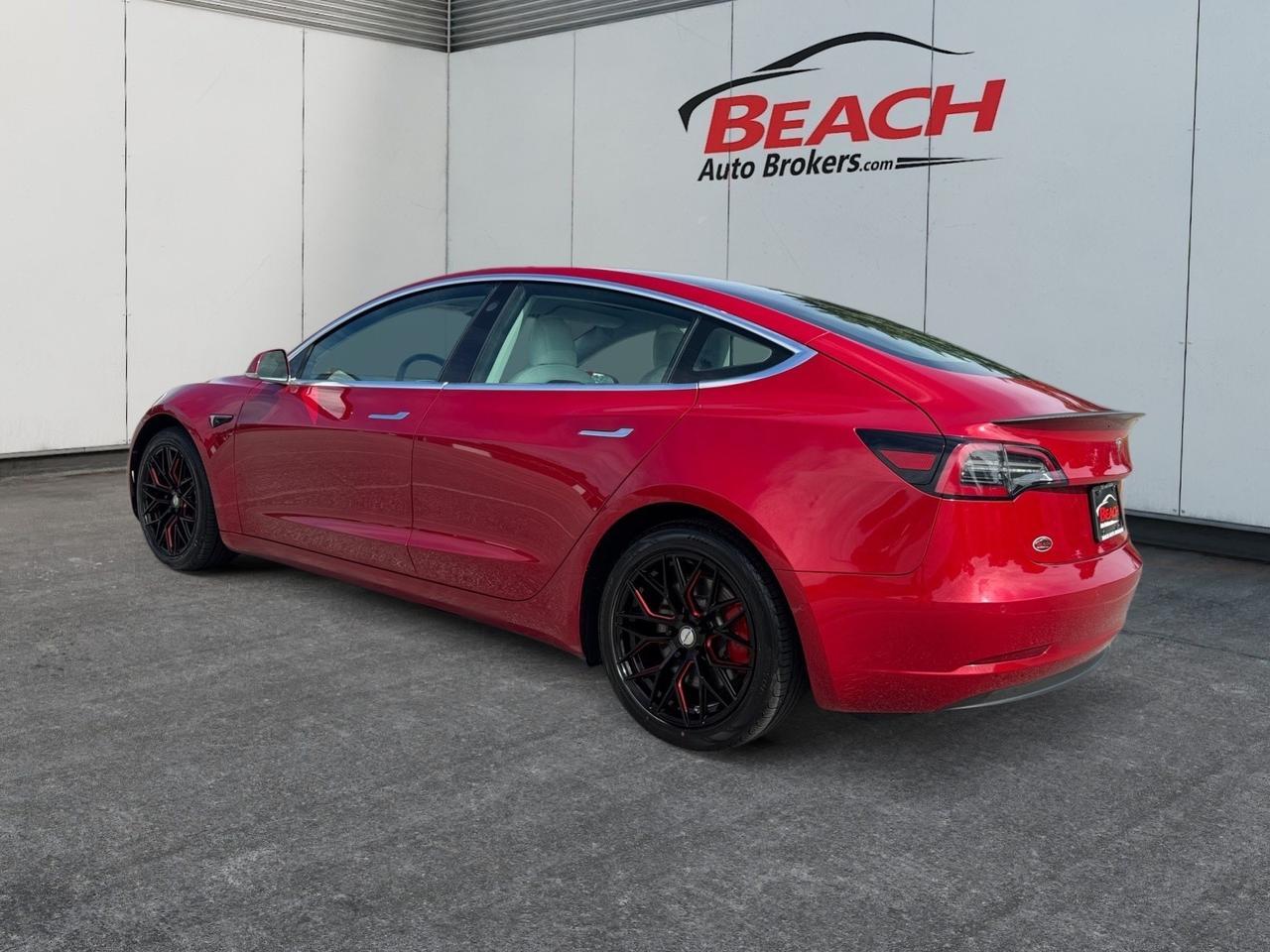 2020 Tesla Model 3 PERFORMANCE, HEATED SEATS, ADJUSTABLE PEDALS, KEYLESS ENTRY, KEYLESS START, SHIFT RACING WHEELS, PANORAMIC SUNROOF, THIS TESLA IS IN GREAT CONDITION, COME SEE IT TODAY!!! Norfolk VA