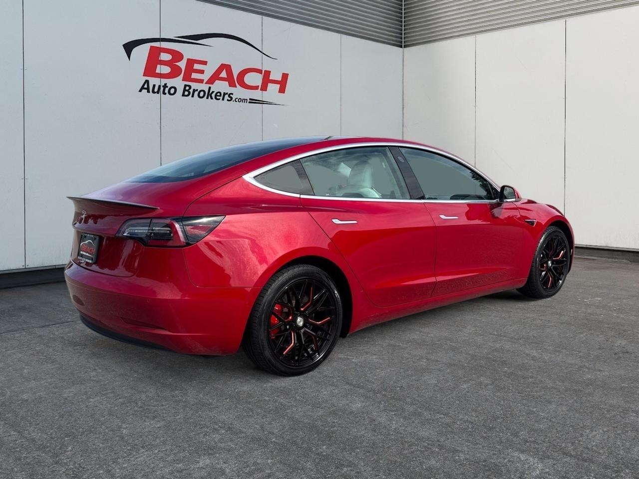 2020 Tesla Model 3 PERFORMANCE, HEATED SEATS, ADJUSTABLE PEDALS, KEYLESS ENTRY, KEYLESS START, SHIFT RACING WHEELS, PANORAMIC SUNROOF, THIS TESLA IS IN GREAT CONDITION, COME SEE IT TODAY!!! Norfolk VA
