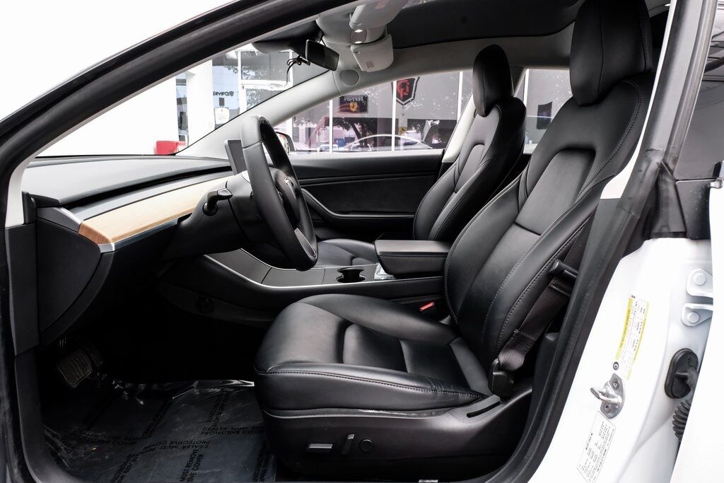 2020 Tesla Model 3 Performance