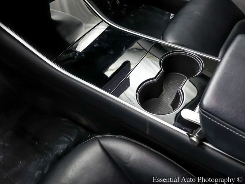 2020 Tesla Model 3 Performance PRICE INCLUDES THE $4000 ILLINOIS EV TAX CREDIT Willowbrook IL