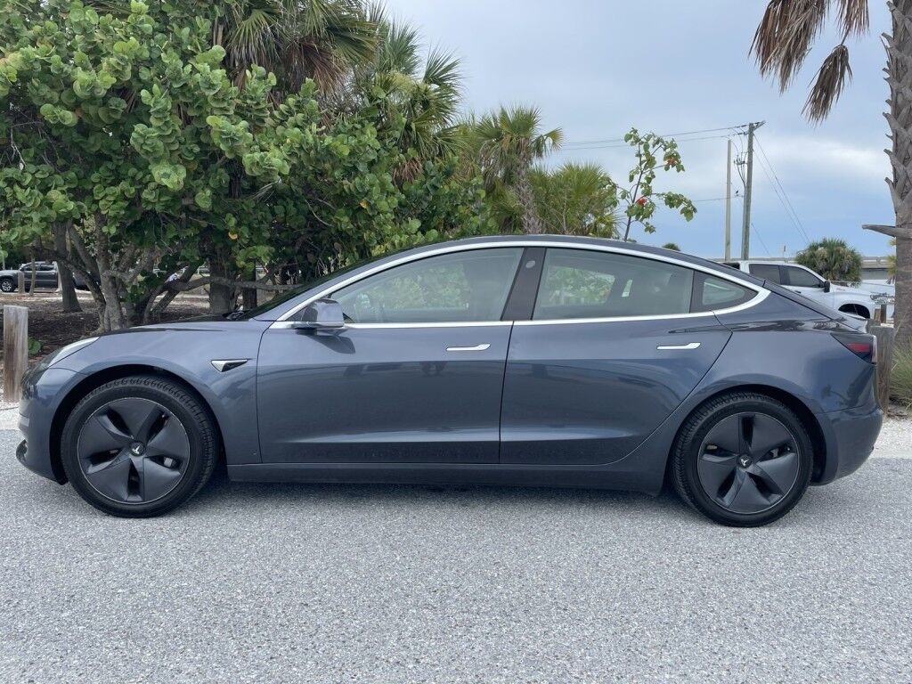 2020 Tesla Model 3 STANDARD RANGE PLUS~1 OWNER~ONLINE FINANCE AND SHIPPING AVAILABL