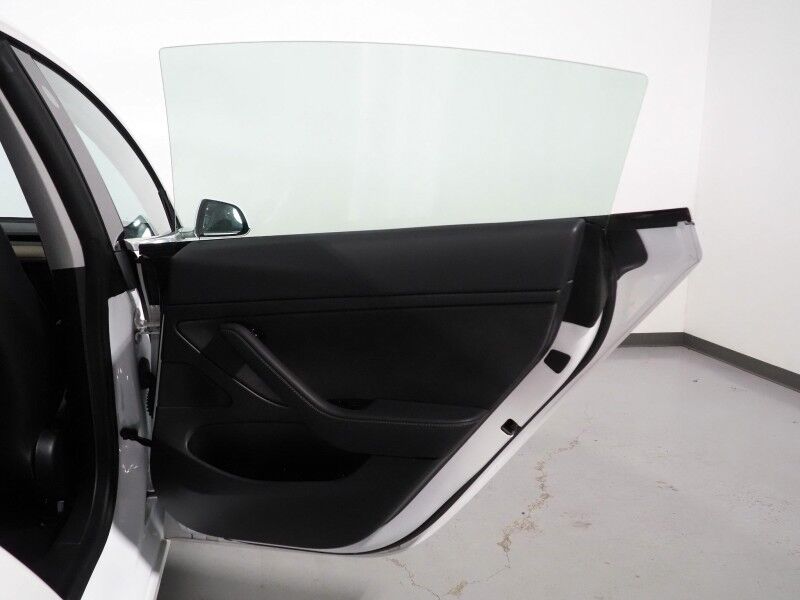 2020 Tesla Model 3 Standard Range Plus *AUTOPILOT, NAVIGATION, SAFETY ALERTS, ADAPTIVE CRUISE, SURROUND VIEW CAMERAS, PANORAMA GLASS ROOF, HEATED SEATS, 18 INCH WHEELS, BLUETOOTH Round Rock TX