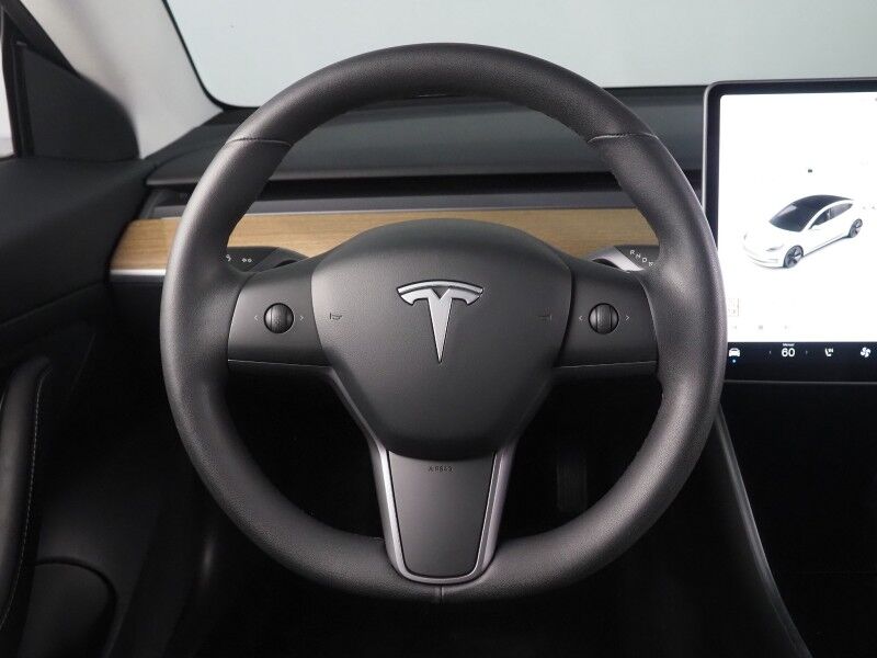 2020 Tesla Model 3 Standard Range Plus *AUTOPILOT, NAVIGATION, SAFETY ALERTS, ADAPTIVE CRUISE, SURROUND VIEW CAMERAS, PANORAMA GLASS ROOF, HEATED SEATS, 18 INCH WHEELS, BLUETOOTH Round Rock TX