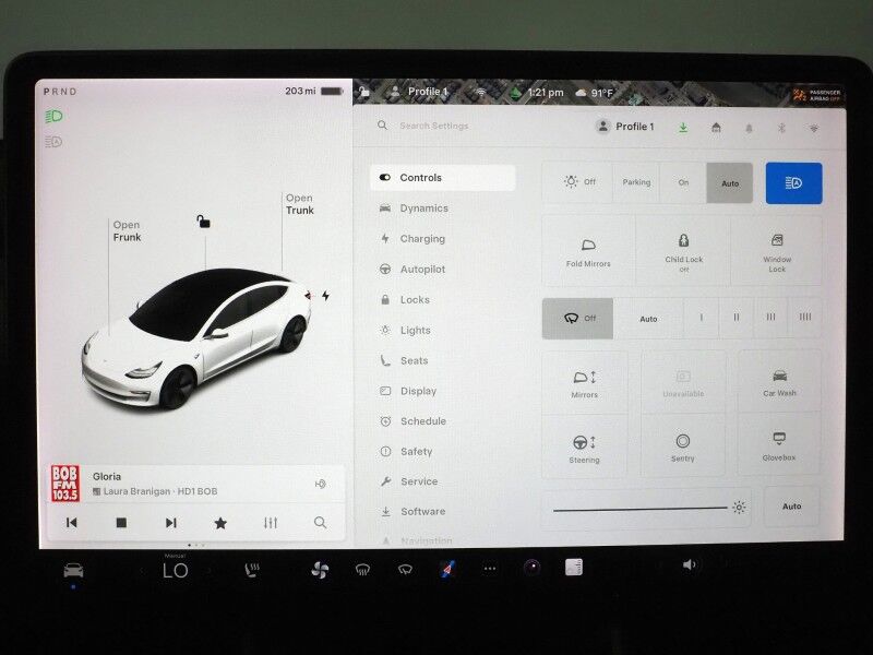2020 Tesla Model 3 Standard Range Plus *AUTOPILOT, NAVIGATION, SAFETY ALERTS, ADAPTIVE CRUISE, SURROUND VIEW CAMERAS, PANORAMA GLASS ROOF, HEATED SEATS, 18 INCH WHEELS, BLUETOOTH Round Rock TX