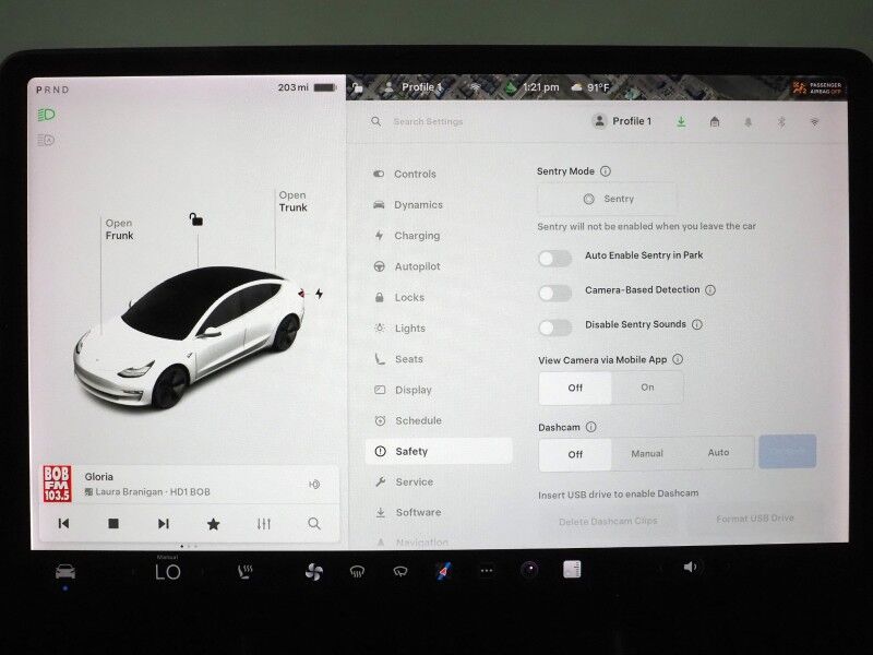 2020 Tesla Model 3 Standard Range Plus *AUTOPILOT, NAVIGATION, SAFETY ALERTS, ADAPTIVE CRUISE, SURROUND VIEW CAMERAS, PANORAMA GLASS ROOF, HEATED SEATS, 18 INCH WHEELS, BLUETOOTH Round Rock TX