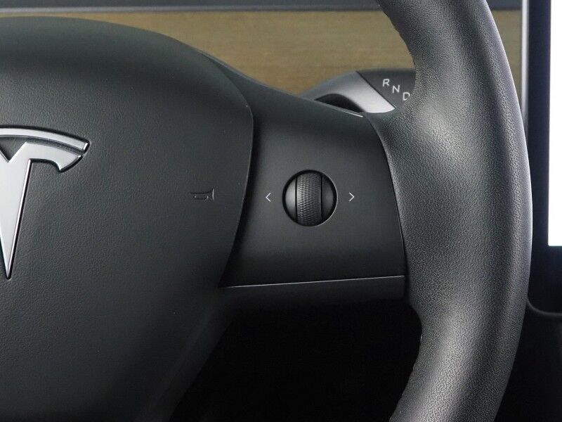 2020 Tesla Model 3 Standard Range Plus *AUTOPILOT, NAVIGATION, SAFETY ALERTS, ADAPTIVE CRUISE, SURROUND VIEW CAMERAS, PANORAMA GLASS ROOF, HEATED SEATS, 18 INCH WHEELS, BLUETOOTH Round Rock TX