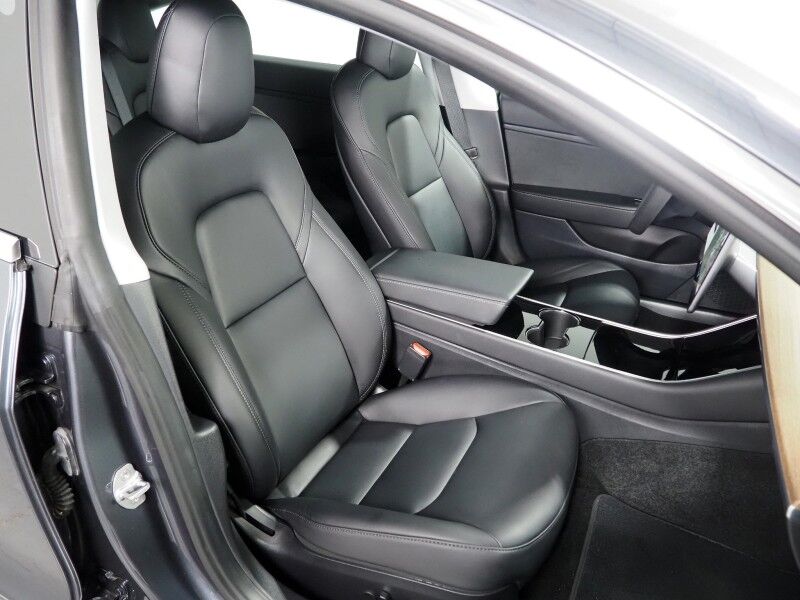 2020 Tesla Model 3 Standard Range Plus *AUTOPILOT, NAVIGATION, SAFETY ALERTS, ADAPTIVE CRUISE, SURROUND VIEW CAMERAS, PANORAMA GLASS ROOF, HEATED SEATS, 18 INCH WHEELS, BLUETOOTH Round Rock TX