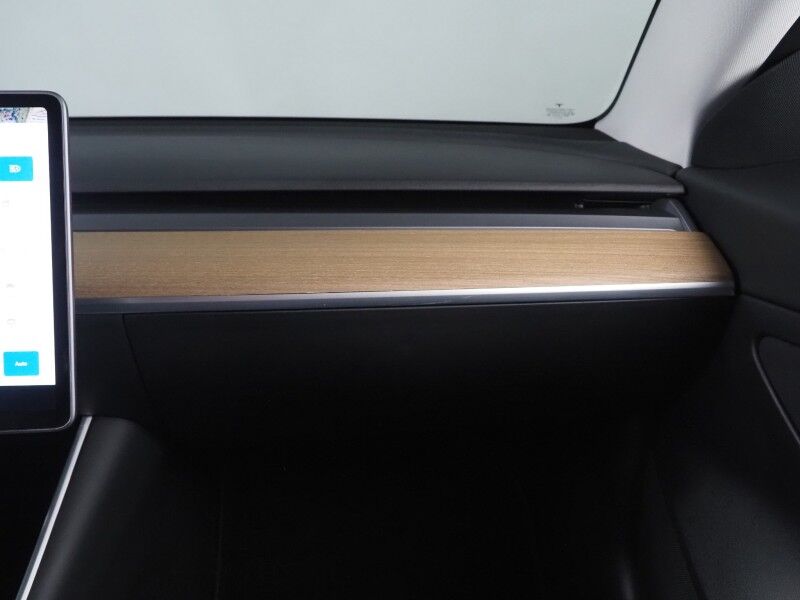 2020 Tesla Model 3 Standard Range Plus *AUTOPILOT, NAVIGATION, SAFETY ALERTS, ADAPTIVE CRUISE, SURROUND VIEW CAMERAS, PANORAMA GLASS ROOF, HEATED SEATS, 18 INCH WHEELS, BLUETOOTH Round Rock TX