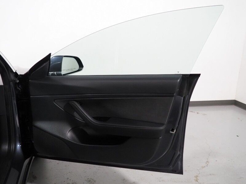 2020 Tesla Model 3 Standard Range Plus *AUTOPILOT, NAVIGATION, SAFETY ALERTS, ADAPTIVE CRUISE, SURROUND VIEW CAMERAS, PANORAMA GLASS ROOF, HEATED SEATS, 18 INCH WHEELS, BLUETOOTH Round Rock TX