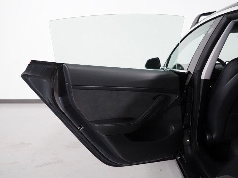 2020 Tesla Model 3 Standard Range Plus *AUTOPILOT, NAVIGATION, SAFETY ALERTS, ADAPTIVE CRUISE, SURROUND VIEW CAMERAS, PANORAMA GLASS ROOF, HEATED SEATS, 18 INCH WHEELS, BLUETOOTH Round Rock TX