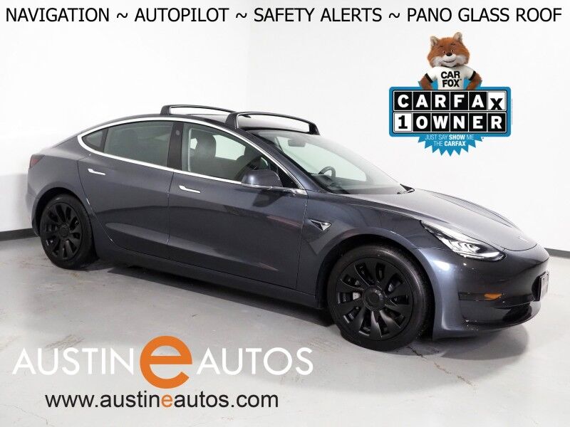 2020 Tesla Model 3 Standard Range Plus *AUTOPILOT, NAVIGATION, SAFETY ALERTS, ADAPTIVE CRUISE, SURROUND VIEW CAMERAS, PANORAMA GLASS ROOF, HEATED SEATS, 18 INCH WHEELS, BLUETOOTH