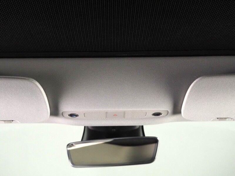 2020 Tesla Model 3 Standard Range Plus *AUTOPILOT, NAVIGATION, SAFETY ALERTS, ADAPTIVE CRUISE, SURROUND VIEW CAMERAS, PANORAMA GLASS ROOF, HEATED SEATS, 18 INCH WHEELS, BLUETOOTH Round Rock TX