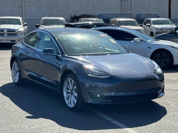 2018 Tesla Model 3 Long Range photo 9