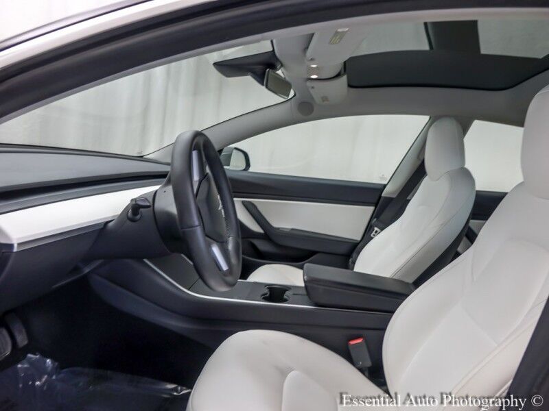 2020 Tesla Model 3 Standard Range Plus PRICE INCLUDES THE $4000 FED EV TAX CREDIT Willowbrook IL