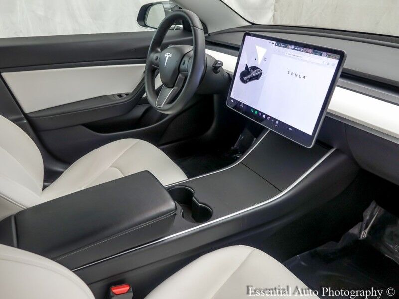 2020 Tesla Model 3 Standard Range Plus PRICE INCLUDES THE $4000 FED EV TAX CREDIT Willowbrook IL