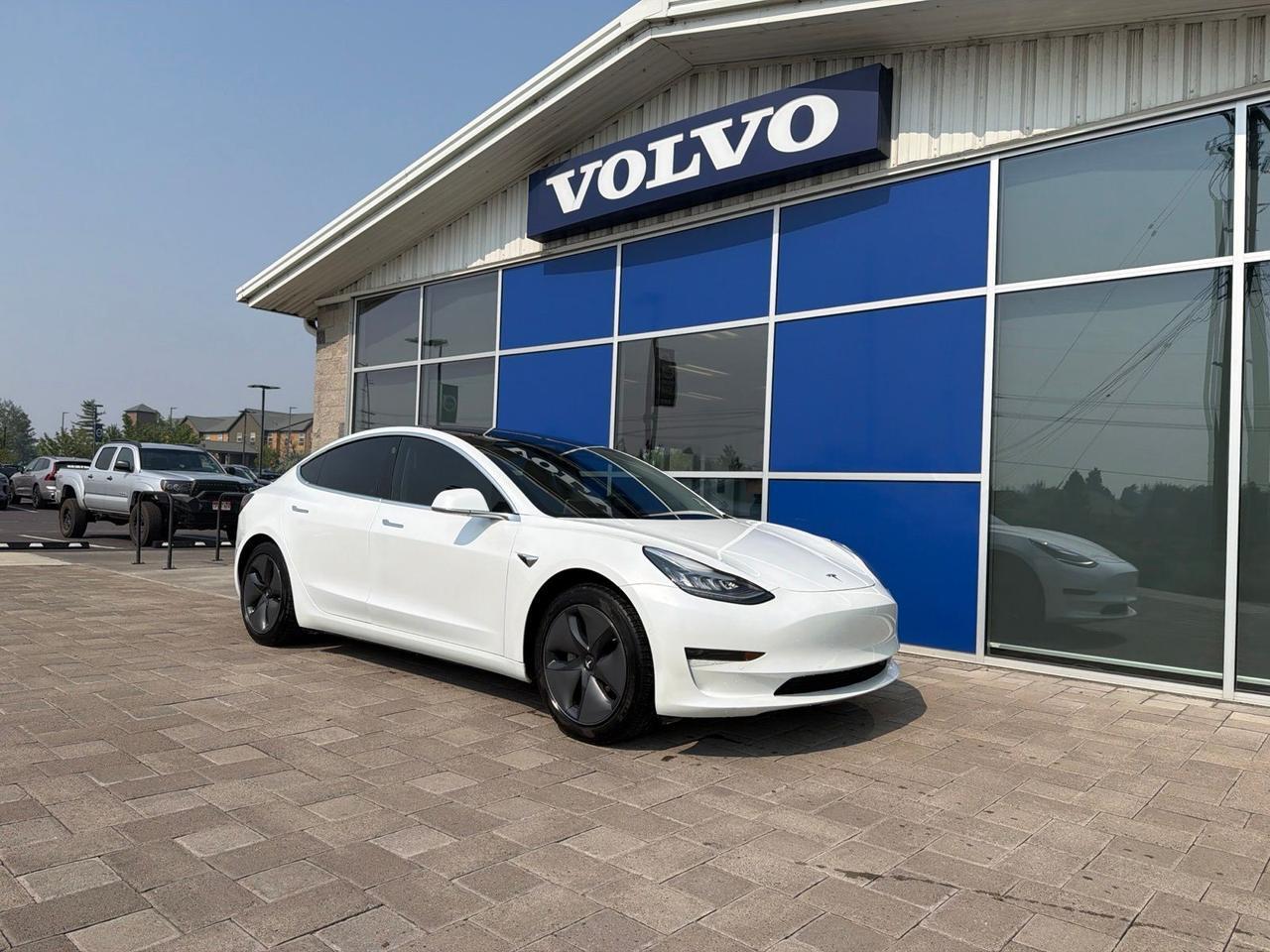 2020 Tesla Model 3 Standard Range Plus
