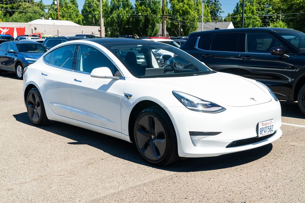 2020 Tesla Model 3 Standard Range Plus