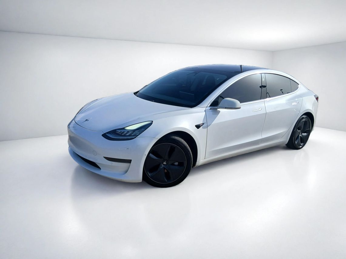 2020 Tesla Model 3 Standard Range Plus Sedan 4D