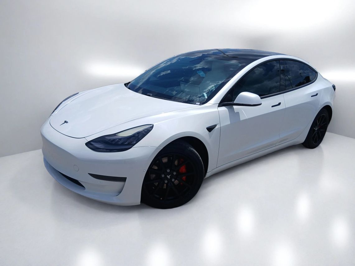 2020 Tesla Model 3 Standard Range Plus Sedan 4D