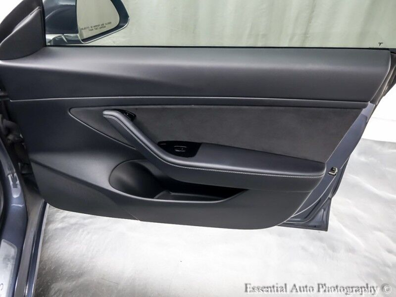 2020 Tesla Model 3 Standard Range Plus Willowbrook IL