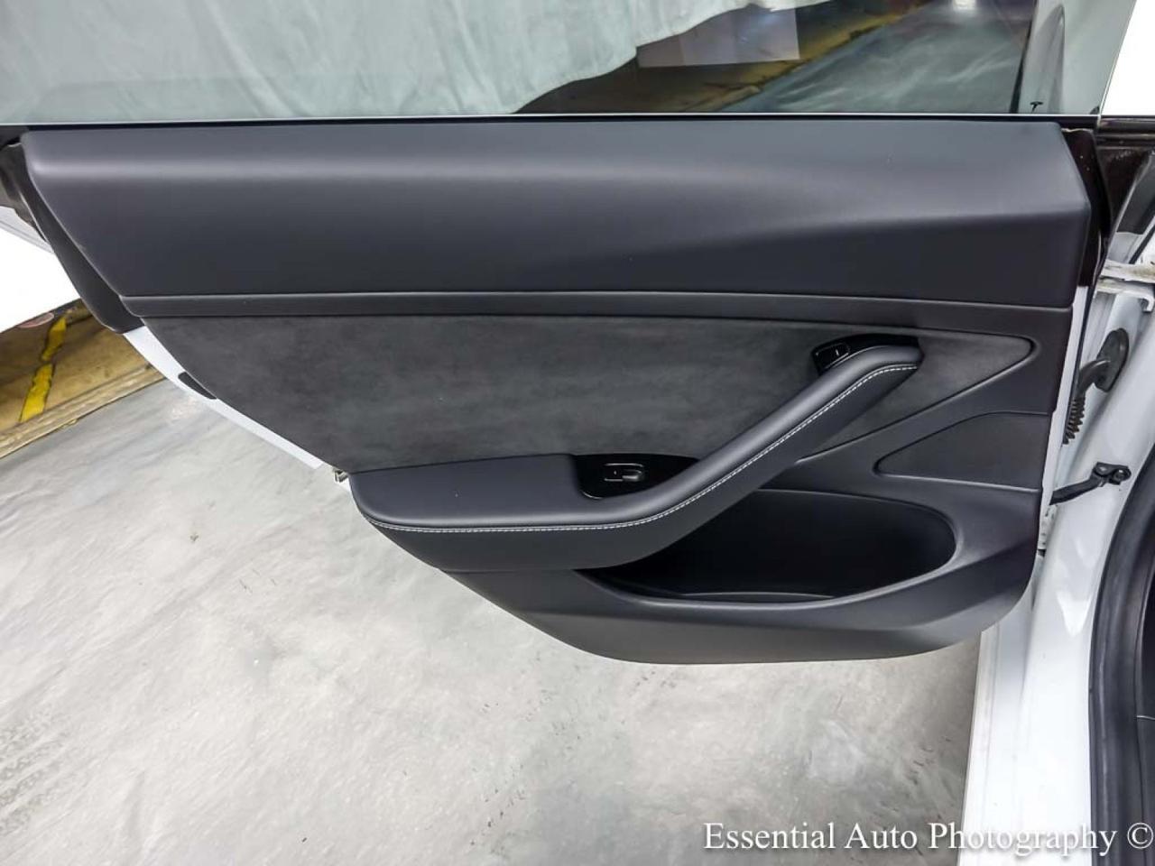 2020 Tesla Model 3 Standard Range Plus Willowbrook IL
