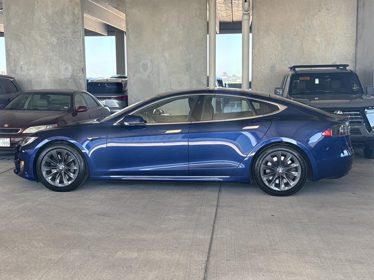 2020 Tesla Model S Long Range